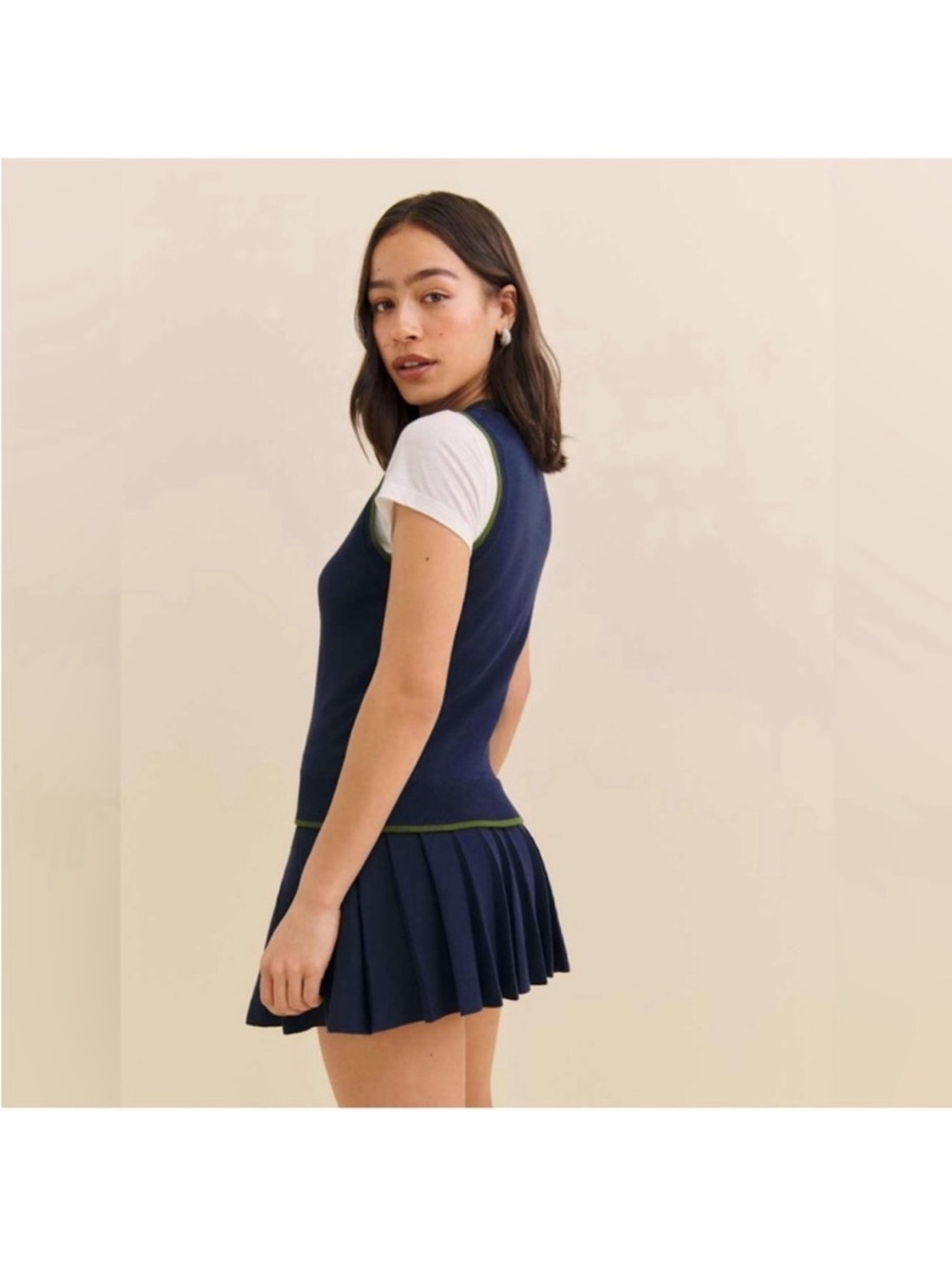 REFORMATION
Blair Sweater Dress. Navy, Grass. Size M. NWOT - Picture 4 of 14